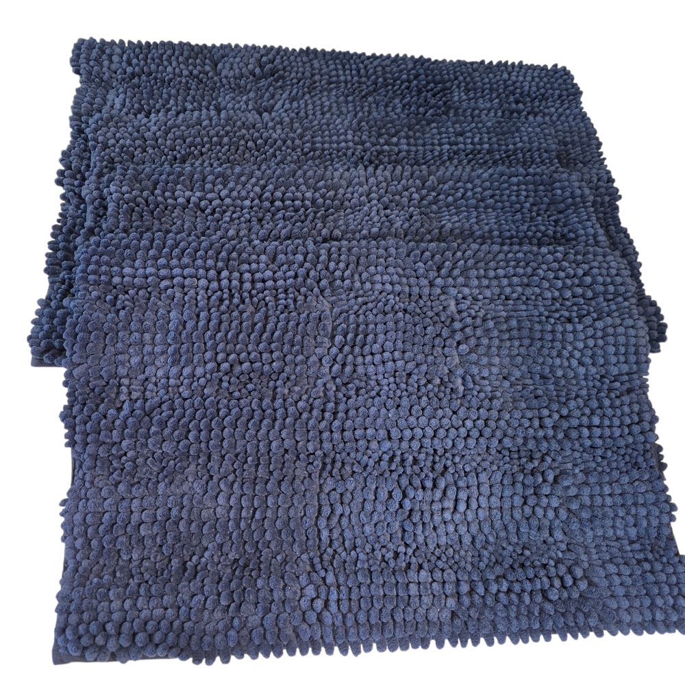 Set Of 4 Luxurious Chenille Navy Bath Mats Rugs Like New Condition